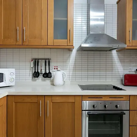 Apartament Stylish 2bdr In *