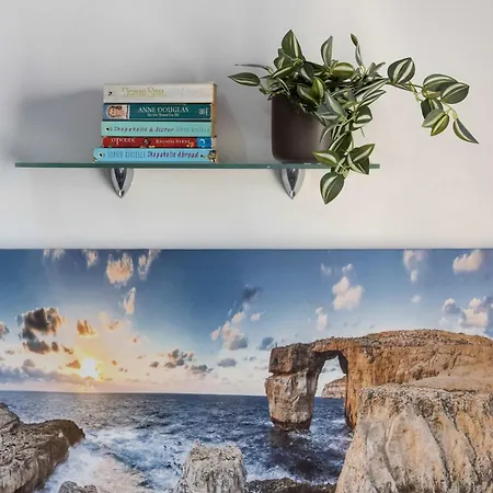 Stylish 2bdr In Apartment *