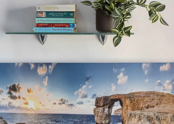 Stylish 2bdr In Apartament *